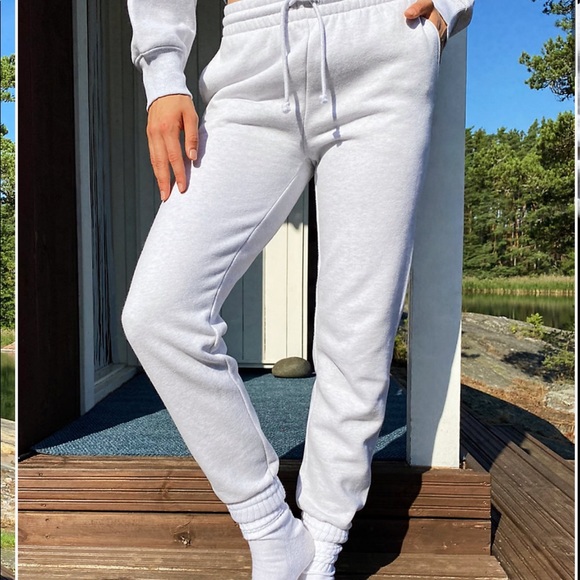 Aritzia Tna Sweatsuits *SOLD* - Picture 2 of 11